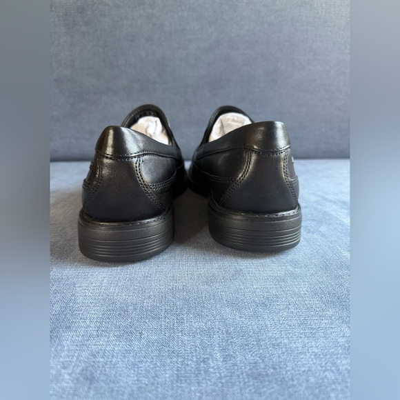 Clarks Cosgrove Free Loafer Men’s SZ 13M Black Leather Slip On Comfort Shoe New - Picture 5 of 9